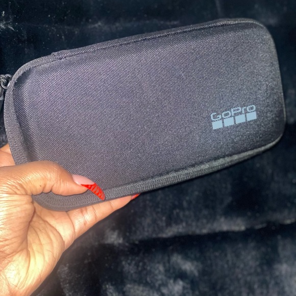 GoPro11 Black Bundle - Picture 9 of 12